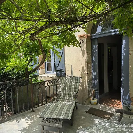 De La Tour Donjon Belcastel (Tarn)