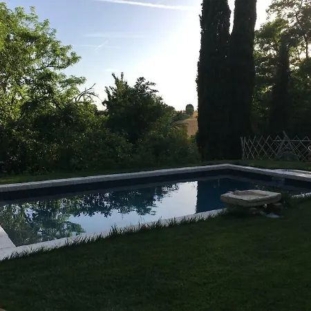 Tatil Evi De La Tour Donjon *