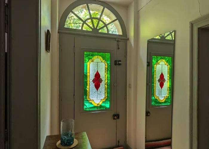 De La Tour Donjon بيلكاستل