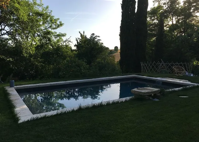 بيت للعطل De La Tour Donjon *